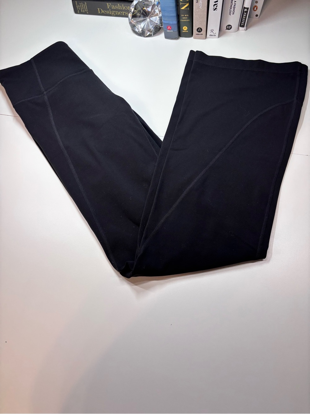 Athleta Salutation Pant Classic Powervita Fabric Flare Leg Size S LIKE NEW